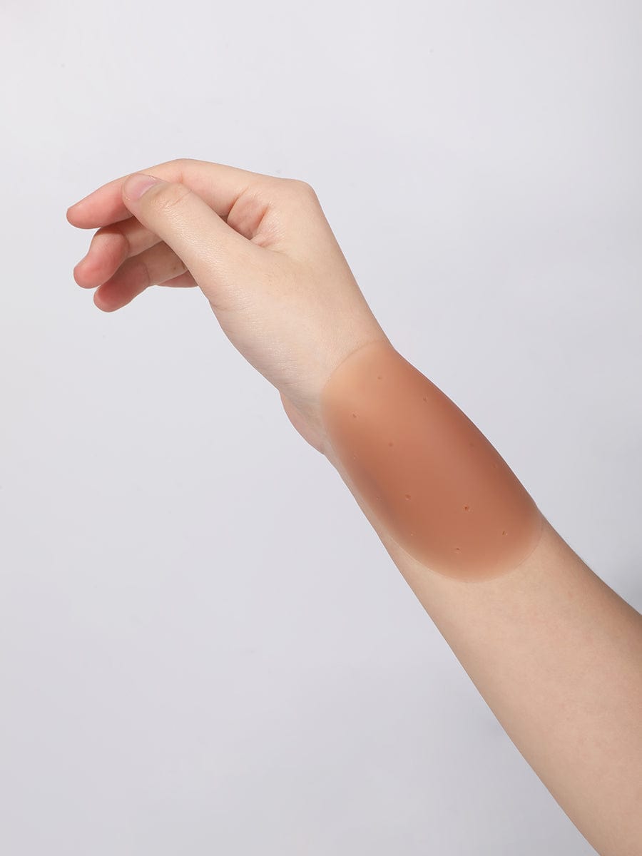 No-Show Adhesive Reusable Nipple Covers for Strapless Dress