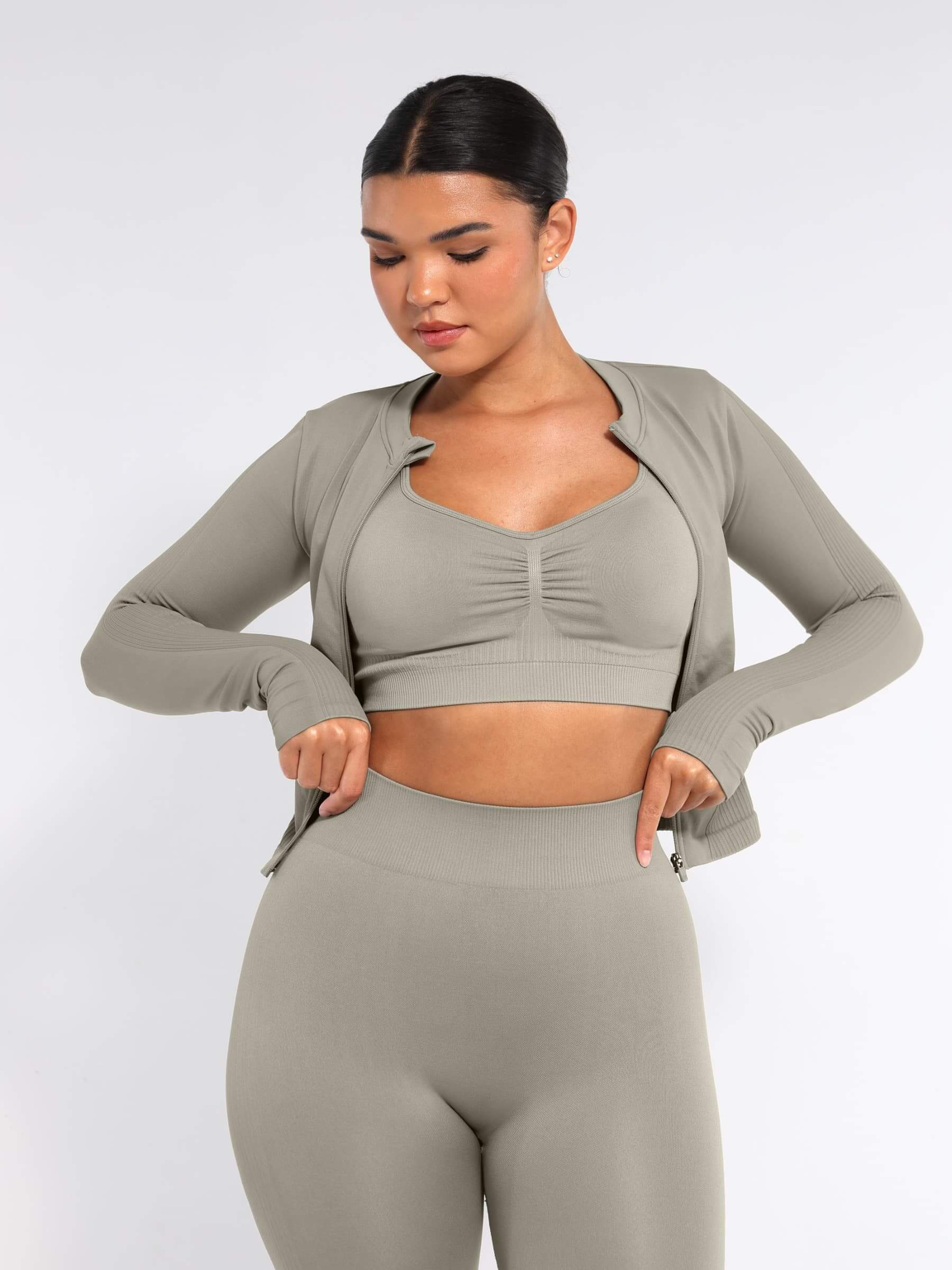 Seamless Full Zipper Running Top with Thumb Holes