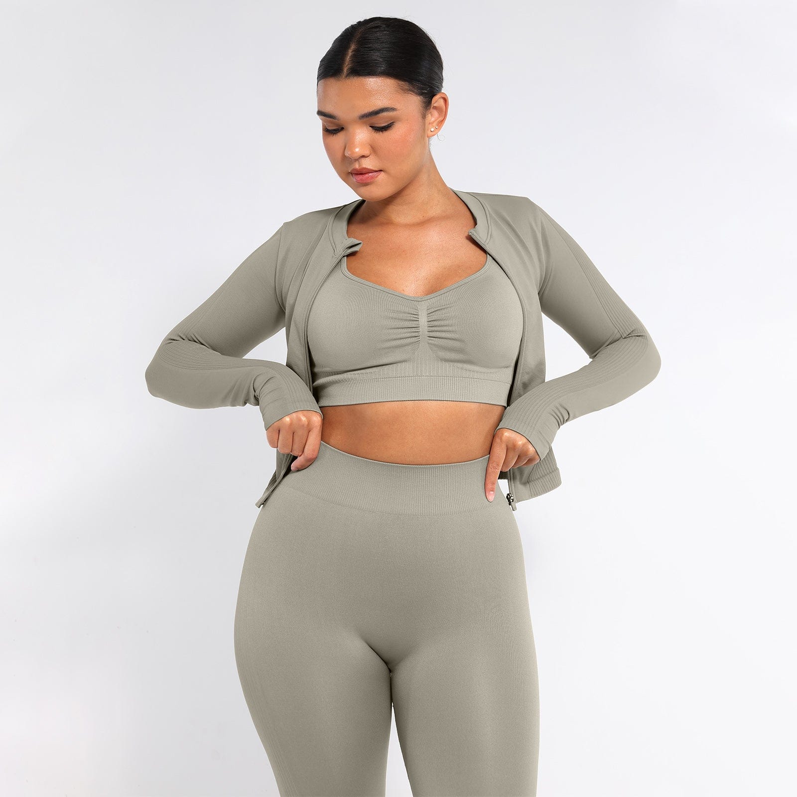 Seamless Bust Support Racerback Sports Bra with Removable Cups