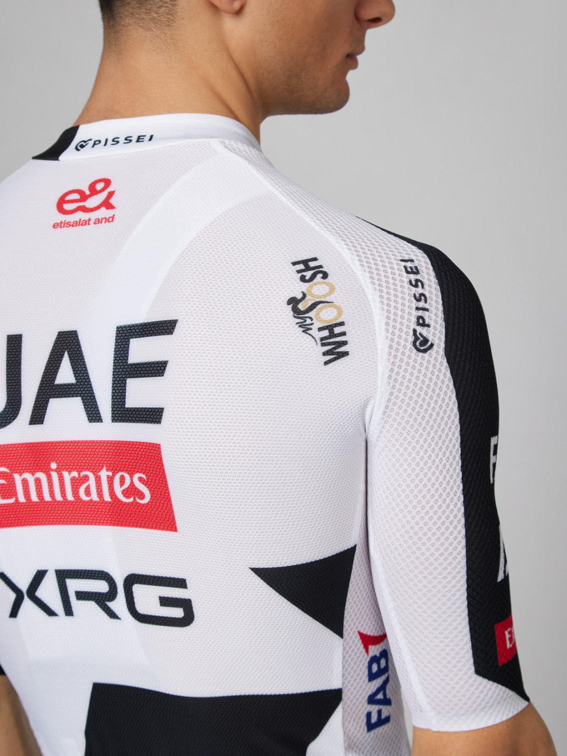 TADEJ POGACAR UAE TEAM EMIRATES - XRG 2026 MAGISTRALE ULTRA SHORT SLEEVE JERSEY